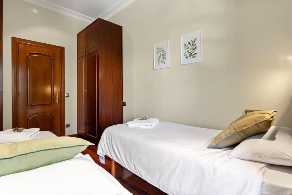 Apartamento La Joya Хихон Екстериор снимка